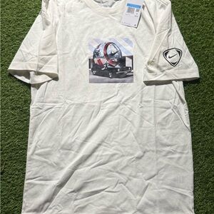 Nike total-90 T Shirt NWT